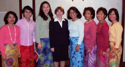 Phillipino Choir with Gracia Burnham.